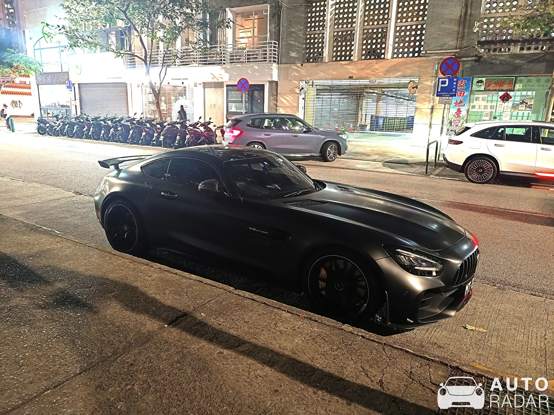 Mercedes-AMG GT R C190 spotted in Zhuhai Shi, China