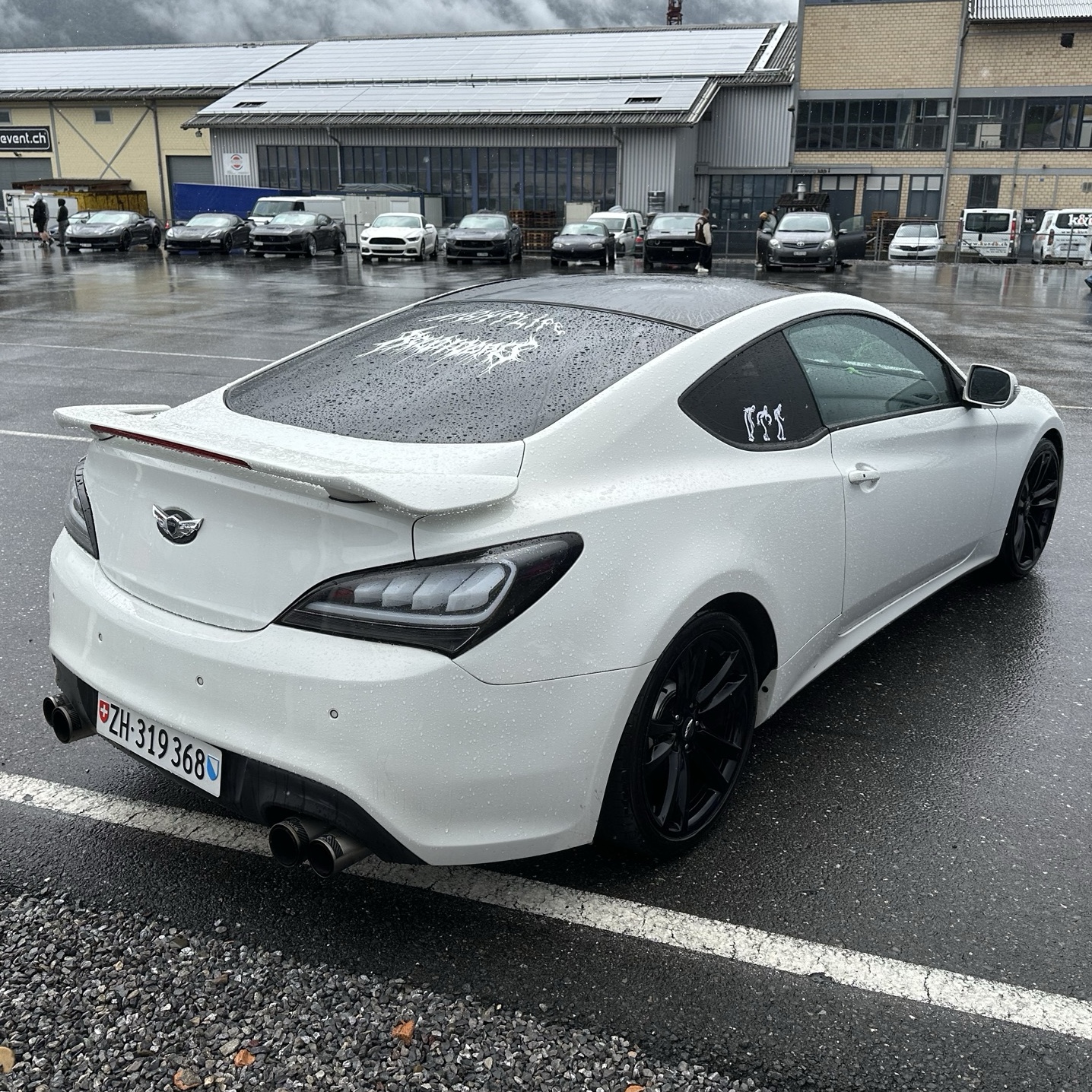 Hyundai Genesis Coupe 2.0T