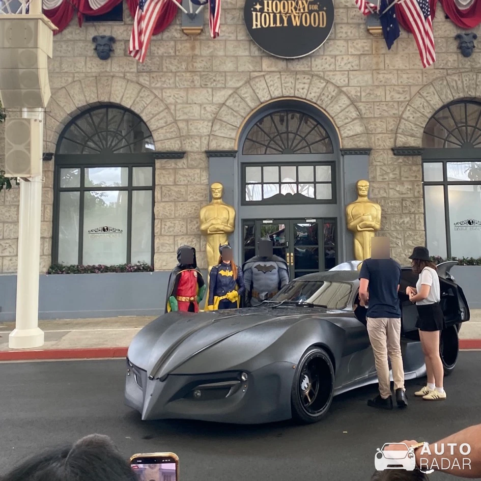 Batmobile Movie Prop spotted in Surfers Paradise