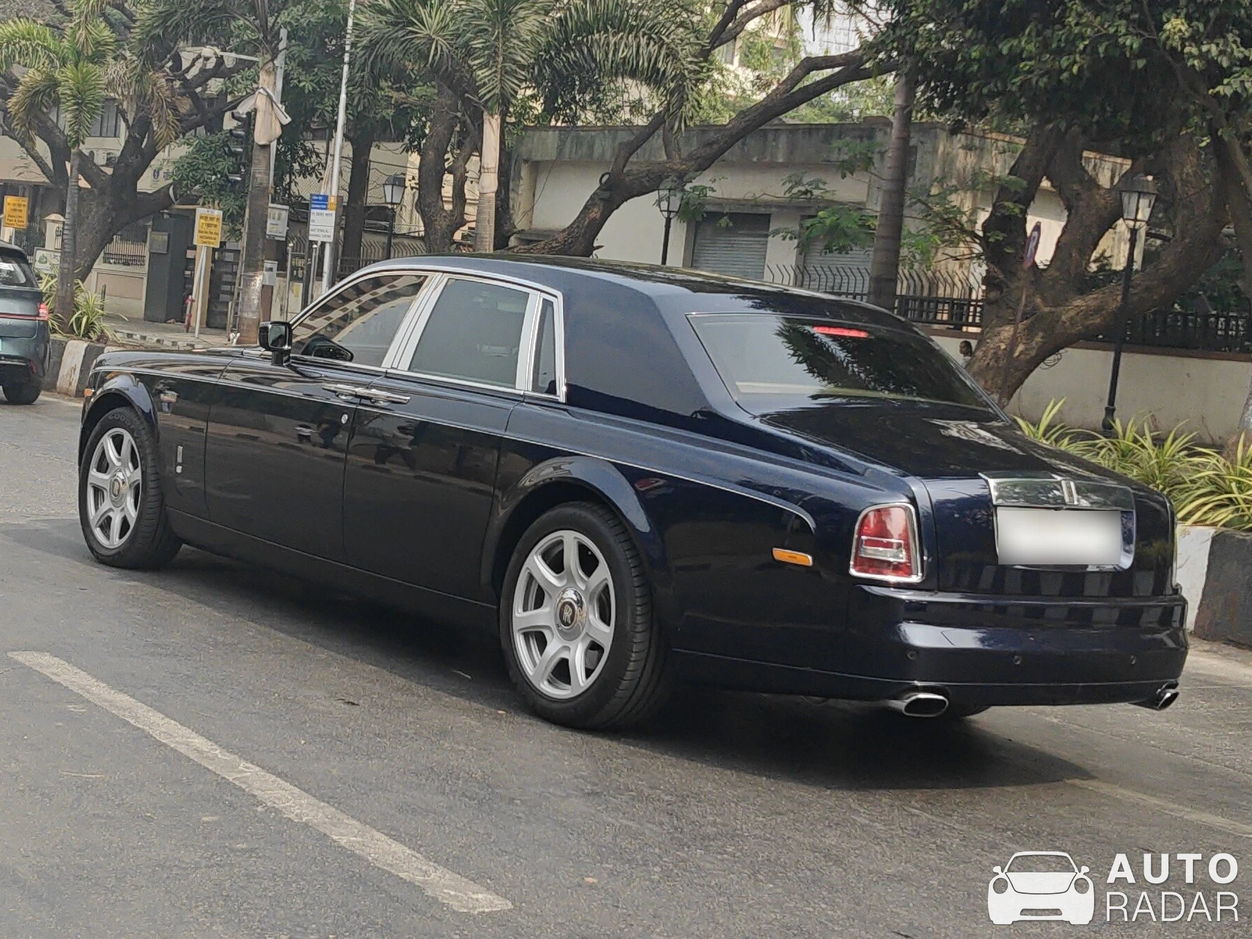 Rolls-Royce Phantom VIII Series II spotted in Mumbai, India