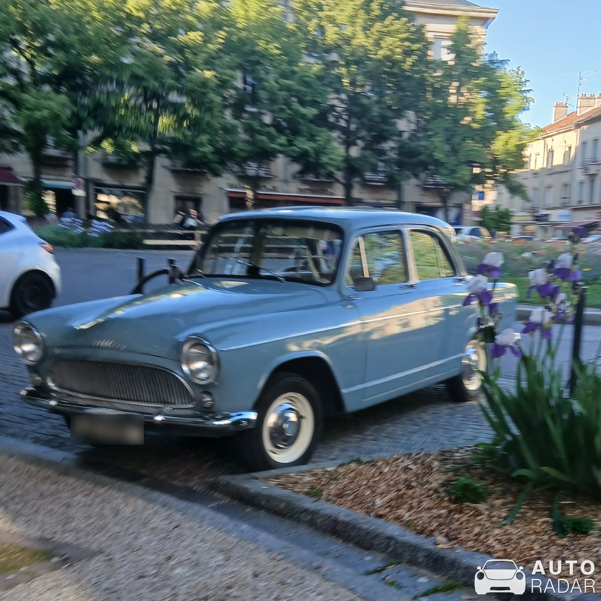 Simca 8 spotted in Toul