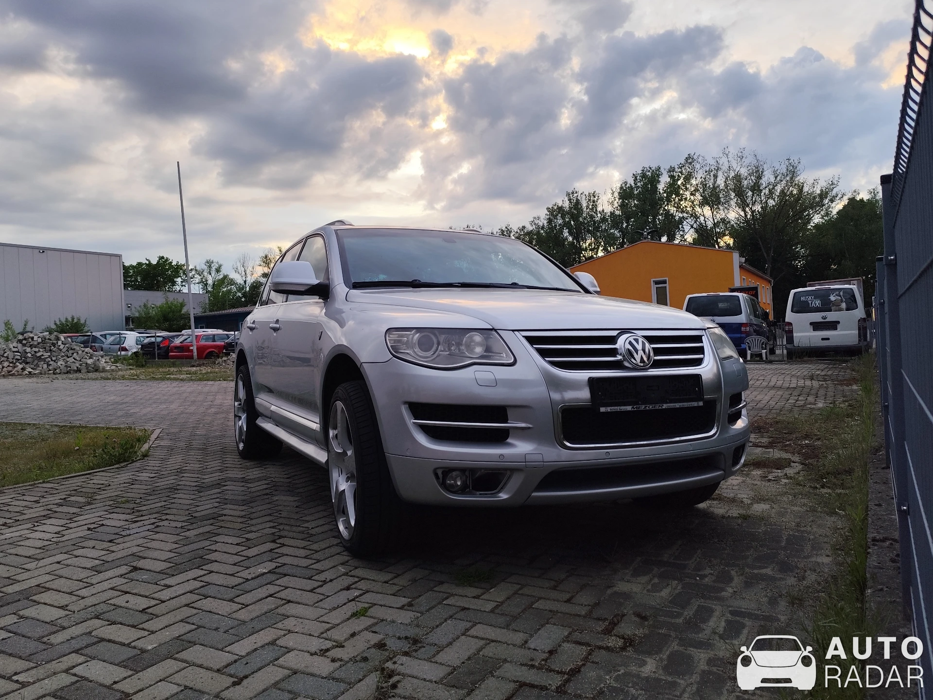 Volkswagen Touareg V10 TDI spotted in Chemnitz