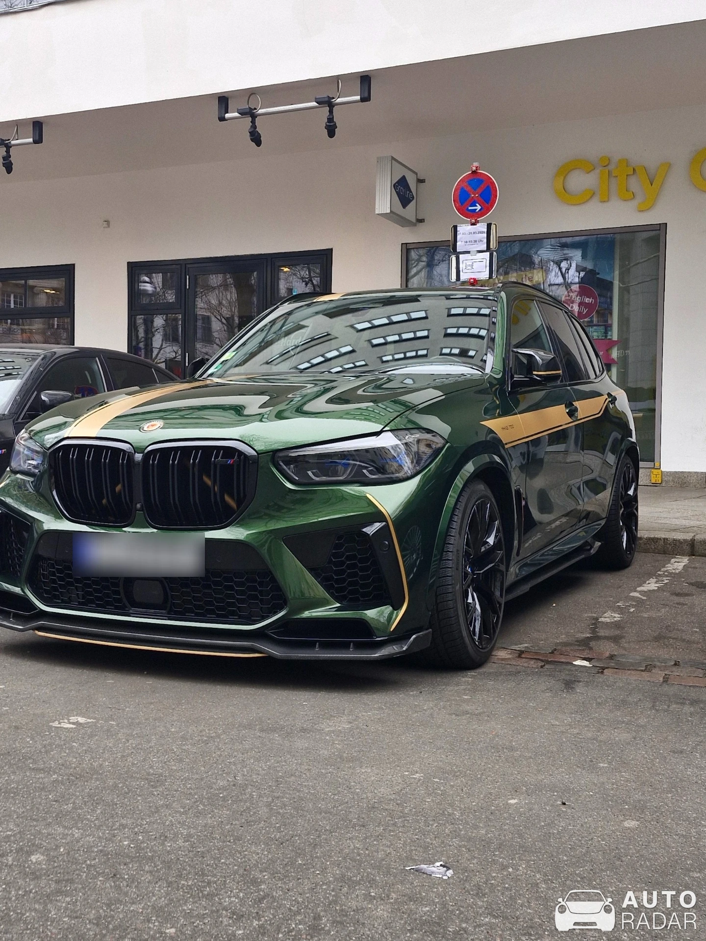 BMW Manhart MH5 900 F90 spotted in Berlin