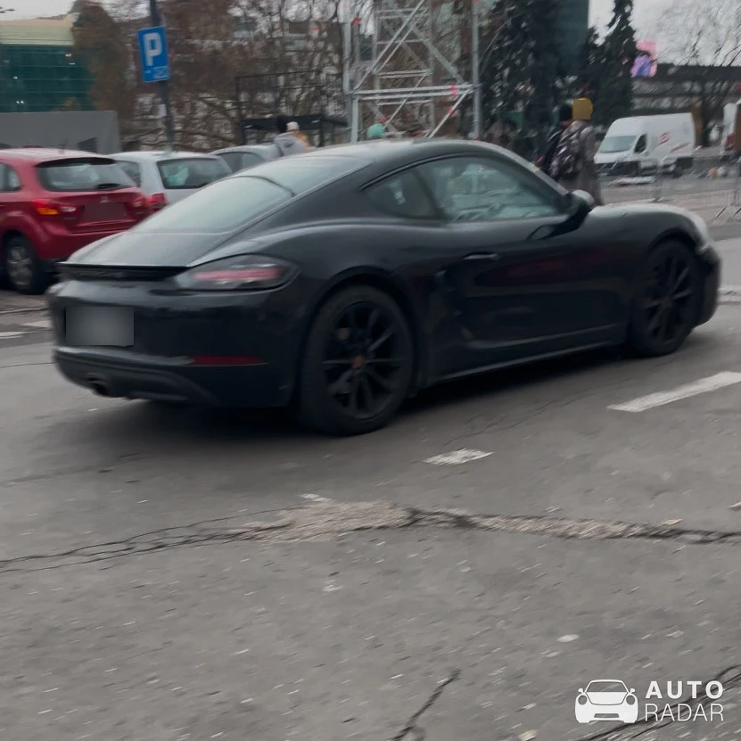 Porsche 718 Cayman spotted in Warszawa, Poland