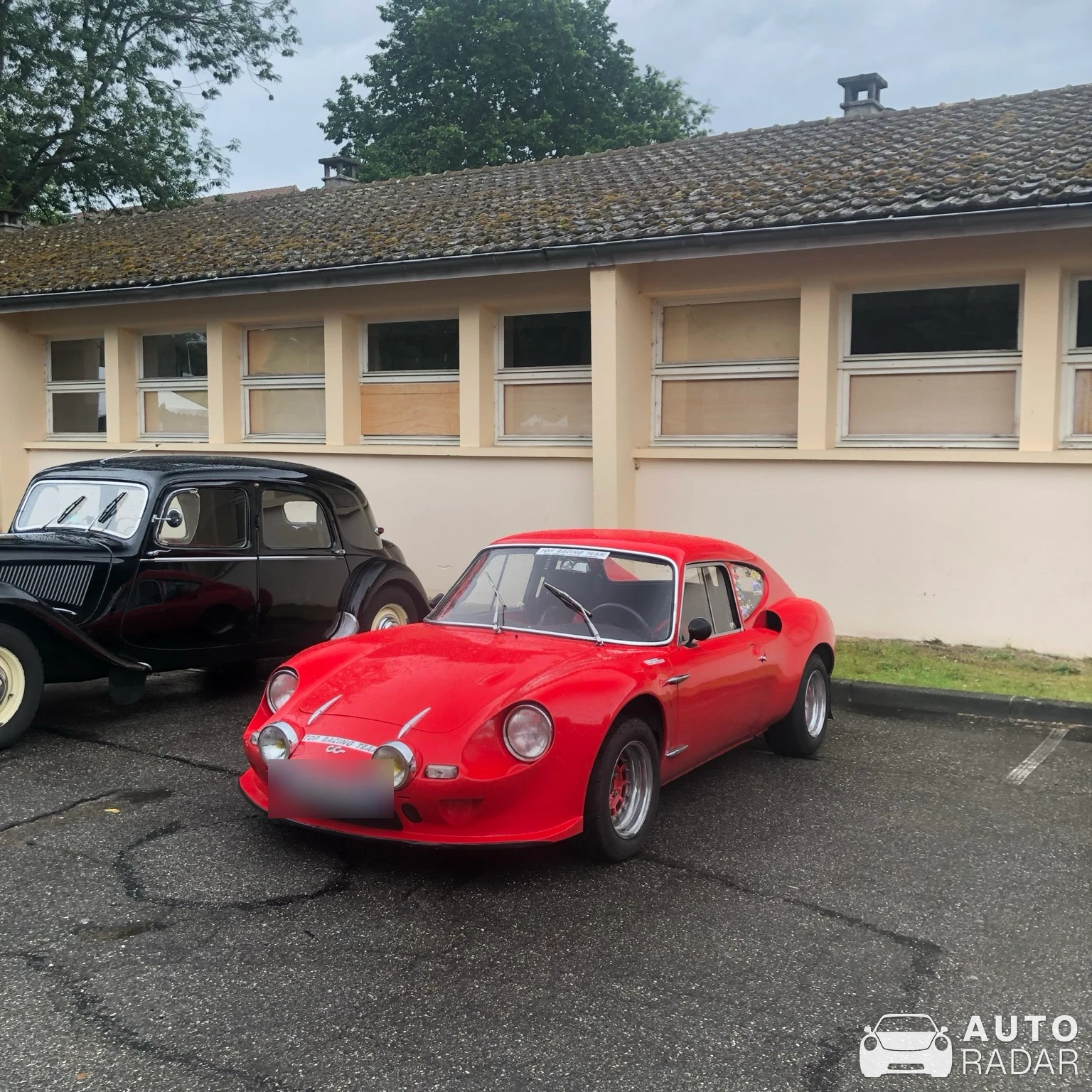 Simca CG spotted in Ferney-Voltaire