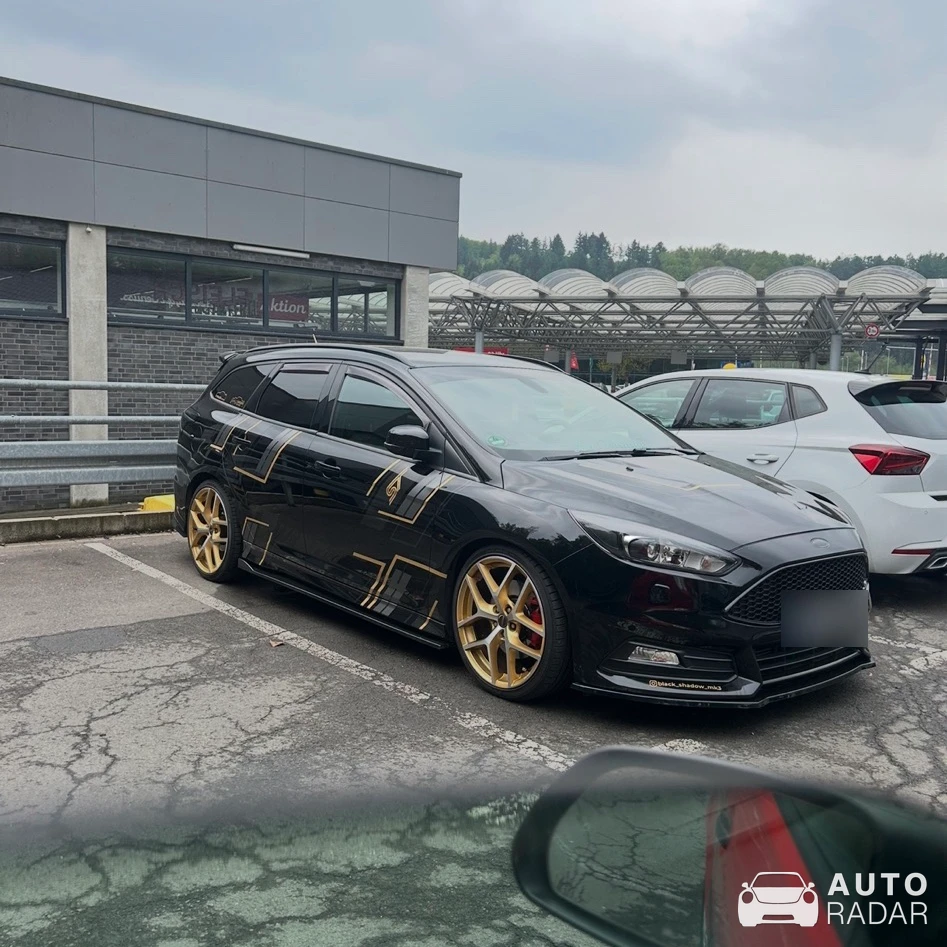 Ford Focus ST Estate 2015 spotted in Finnentrop