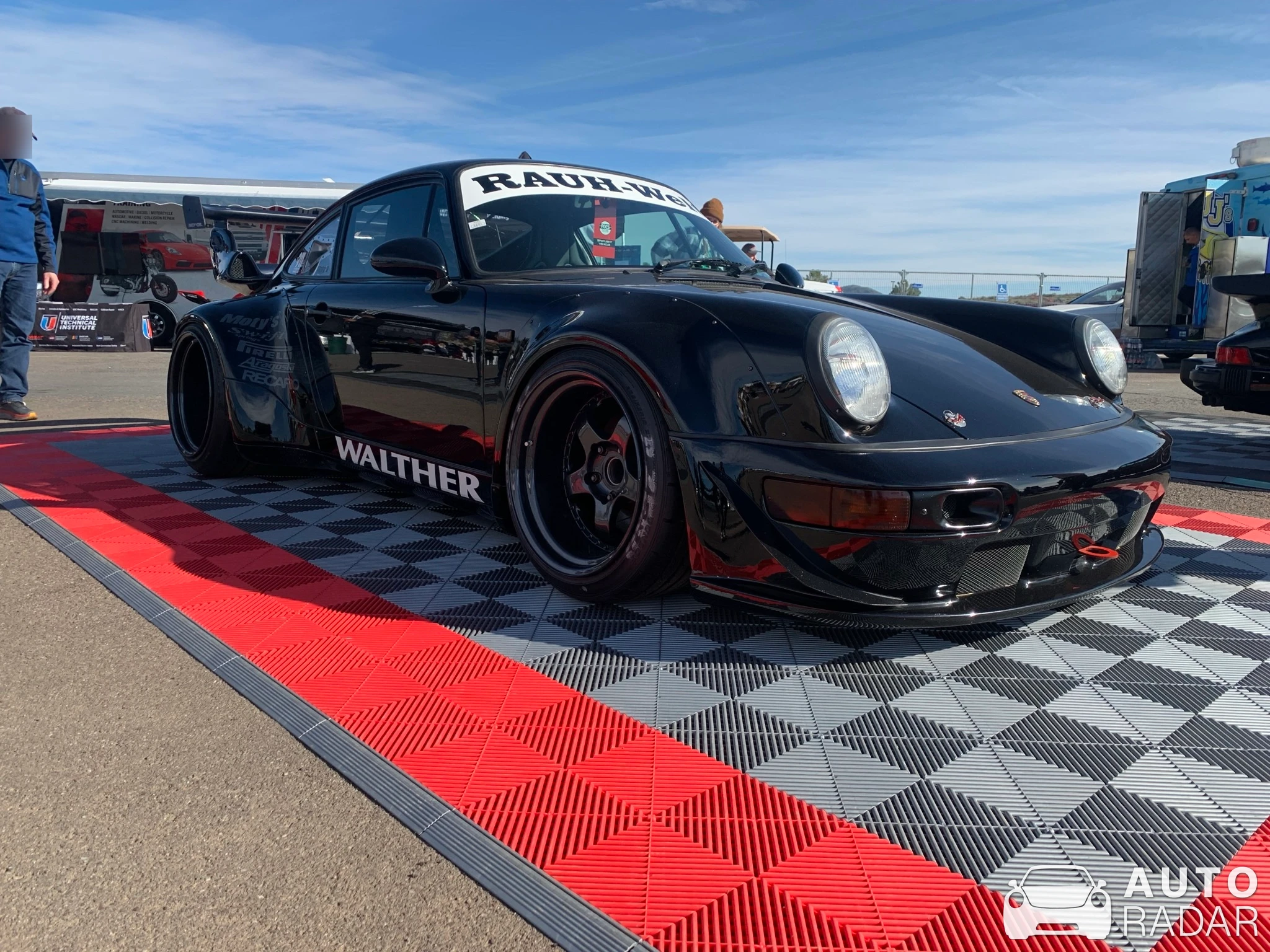 Porsche Rauh-Welt Begriff 964 spotted in Scottsdale, United States