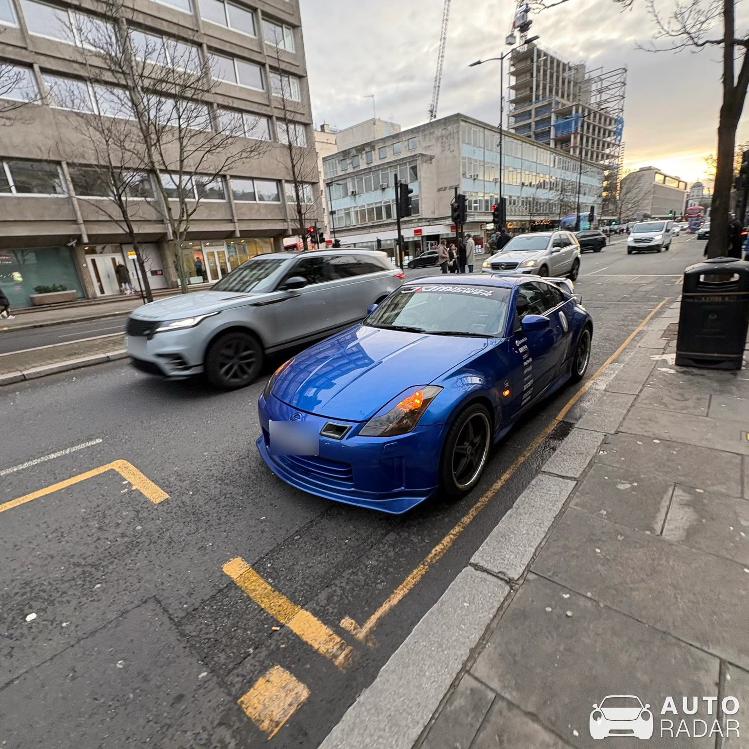 Nissan 350Z spotted in Greater London, United Kingdom