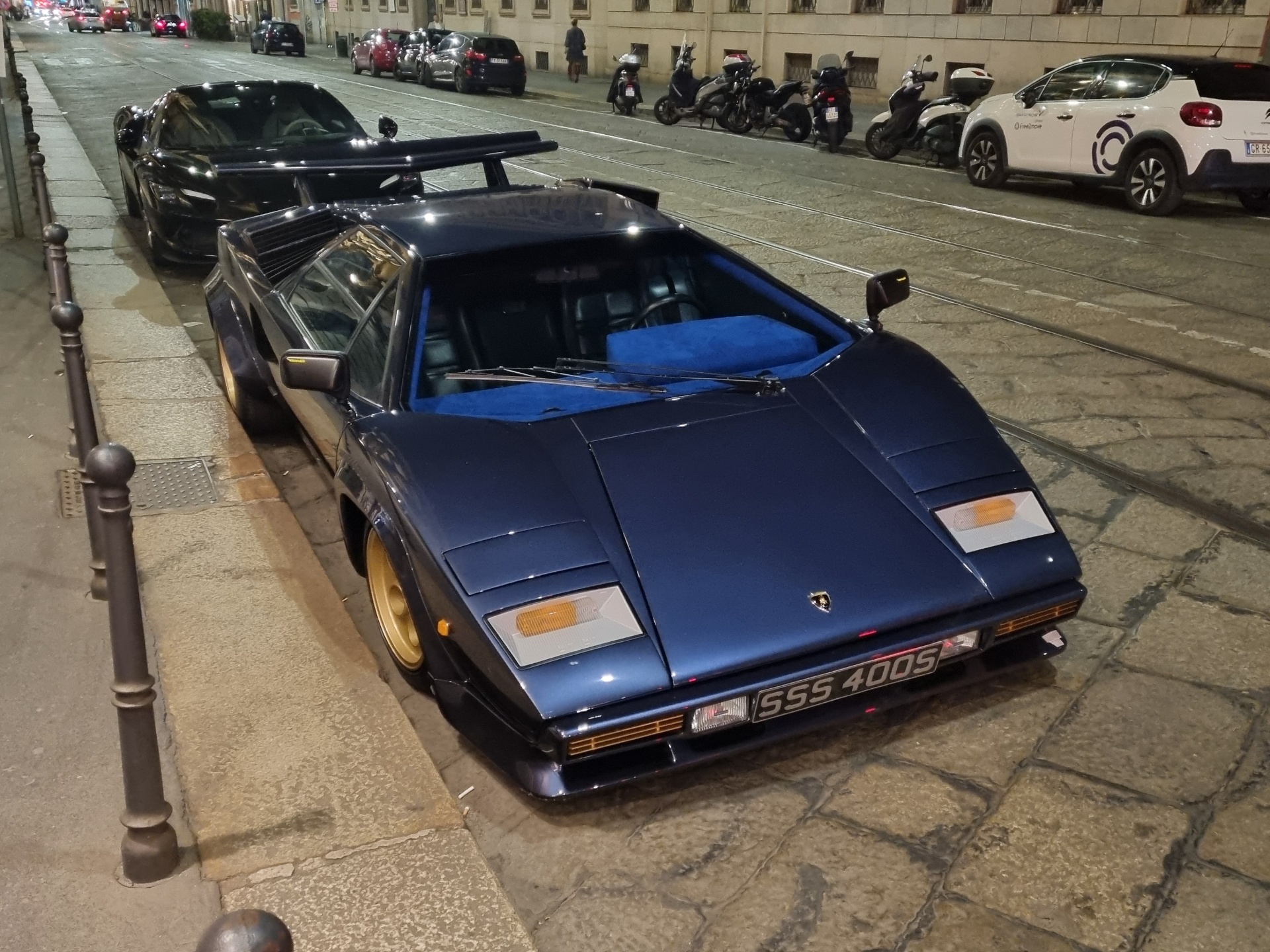 Lamborghini Countach LP400 S