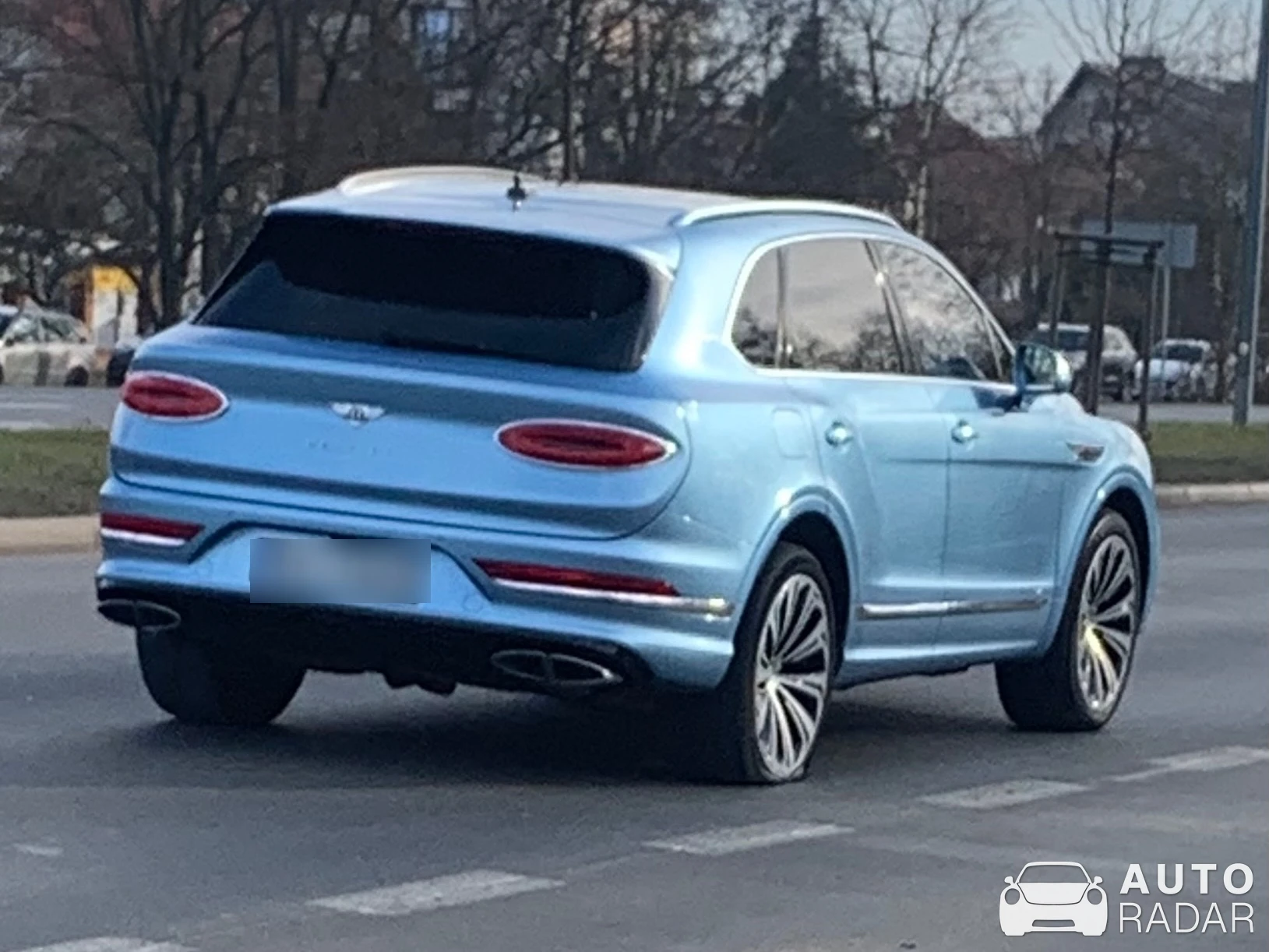 Bentley Bentayga spotted in Warszawa, Polska