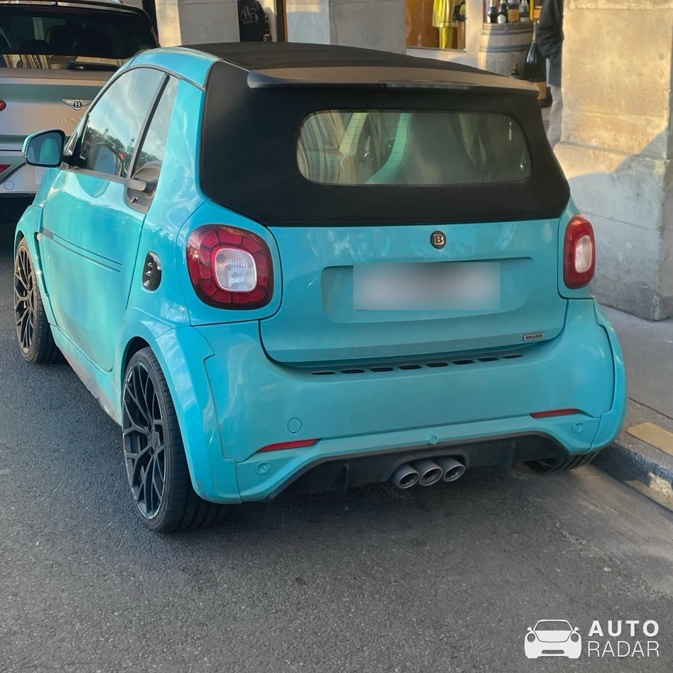 Smart Brabus Ultimate 125 Cabrio spotted in Paris, France