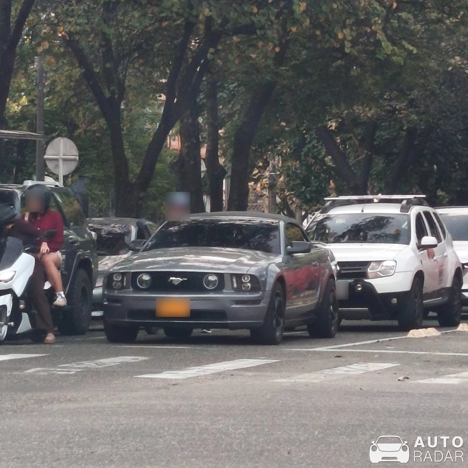 Ford Mustang GT Convertible spotted in Medellín