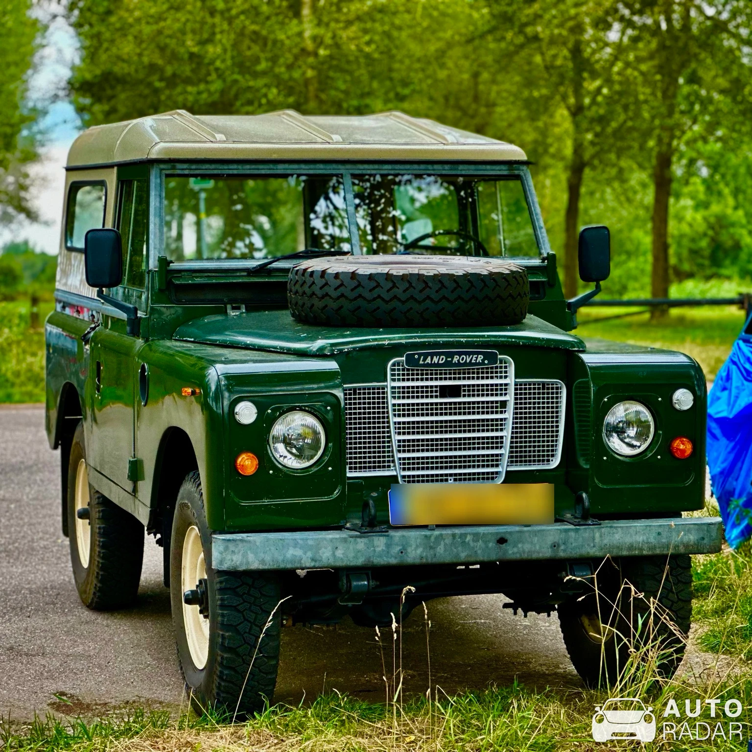 Land Rover Santana 88 Series 2 spotted in 's-Hertogenbosch, Netherlands