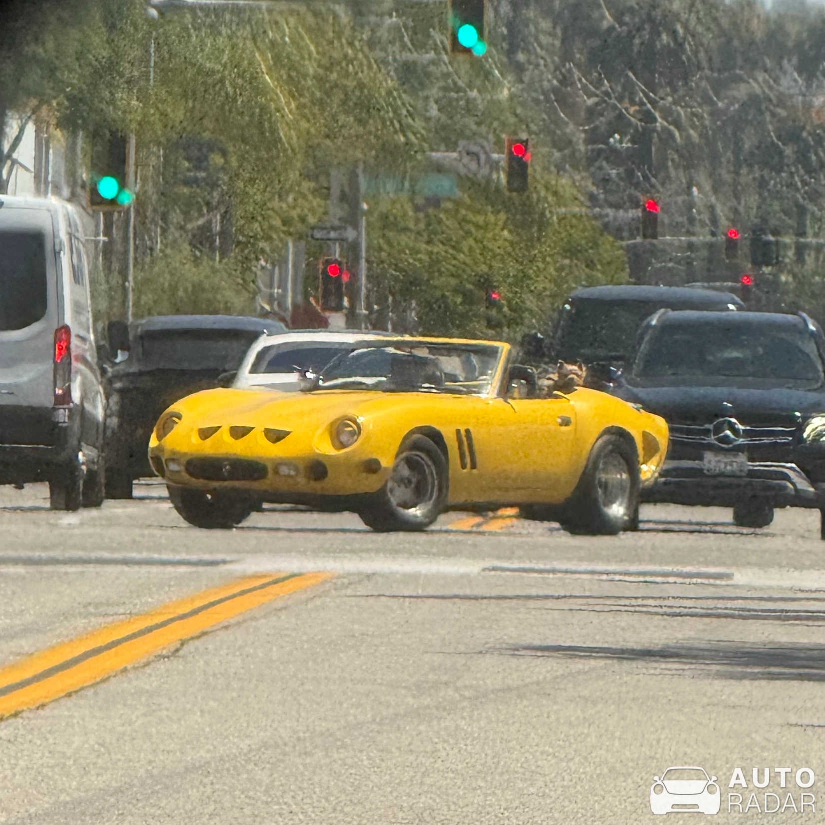 Ferrari 250 GTO Replica spotted in Beverly Hills