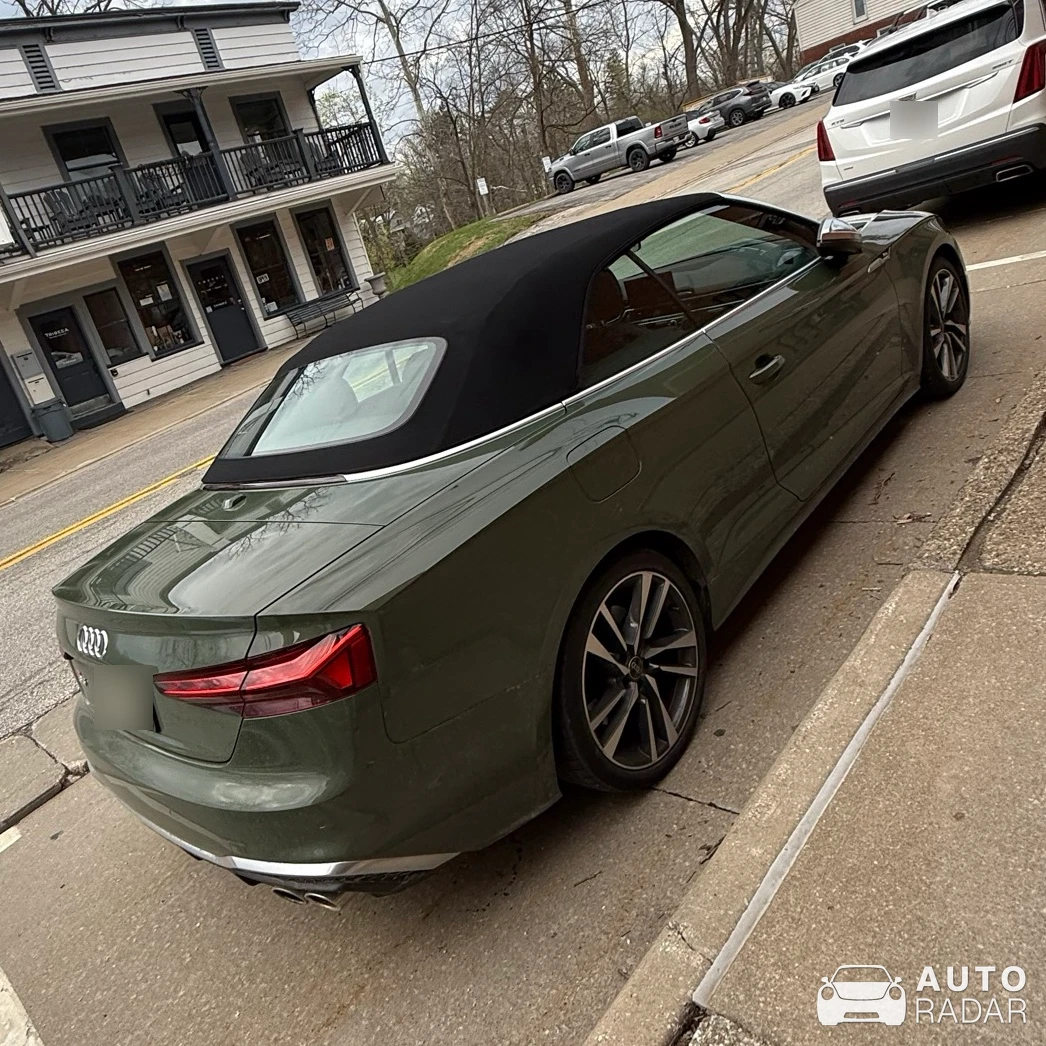 Audi S5 Cabriolet B9 spotted in Chagrin Falls