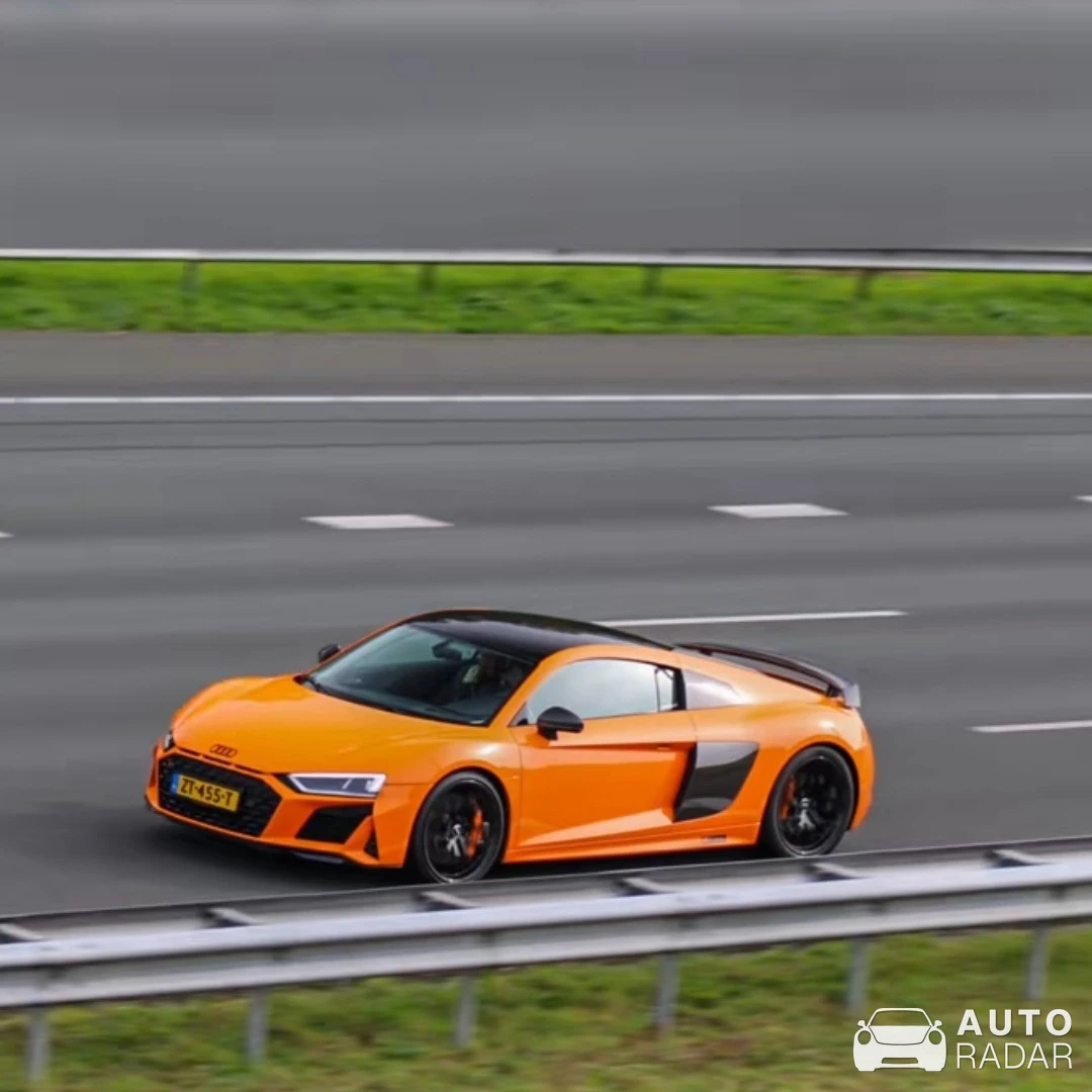 Audi R8 V10 spotted in Donzère, France