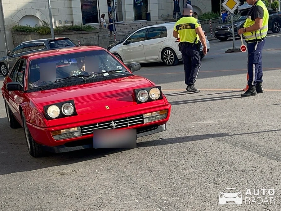 Ferrari Mondial T spotted in Велико Търново