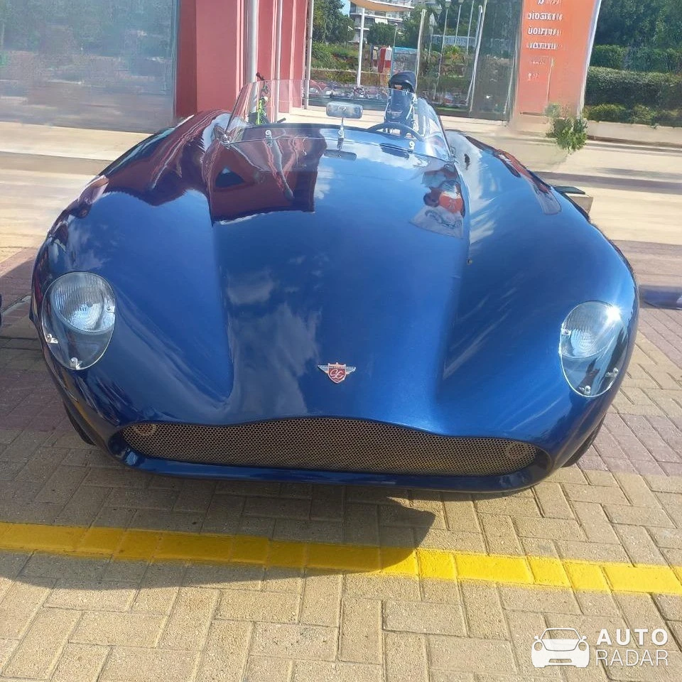 Sorell-Manning SR-100 spotted in Athina, Greece