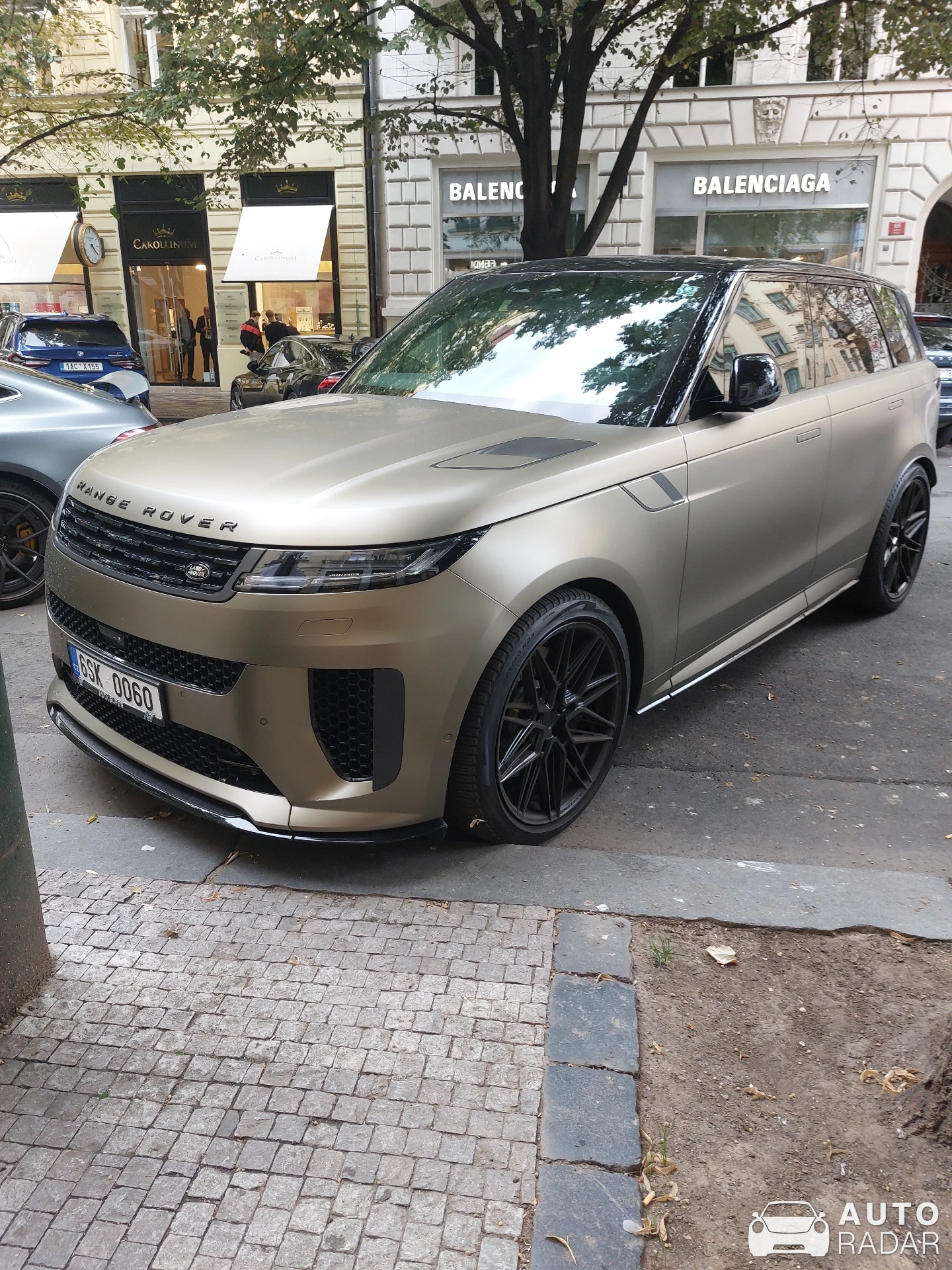 Land Rover Urban Range Rover Sport SVR 2018 spotted in Praha, Czech Republic