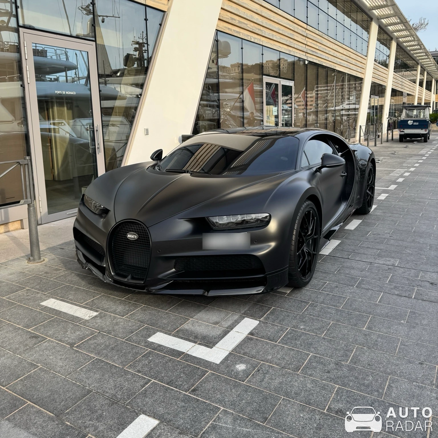 Bugatti Chiron Sport Noire spotted in Mónaco, Mónaco