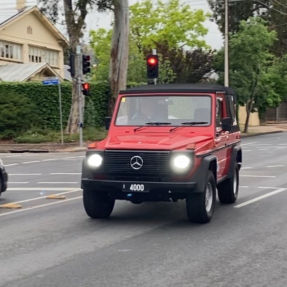 Mercedes-Benz 300GE SWB