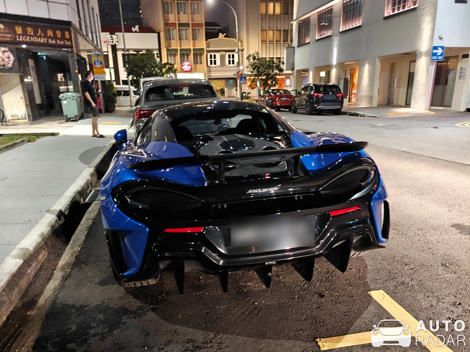McLaren 600LT spotted in Singapore, Singapore
