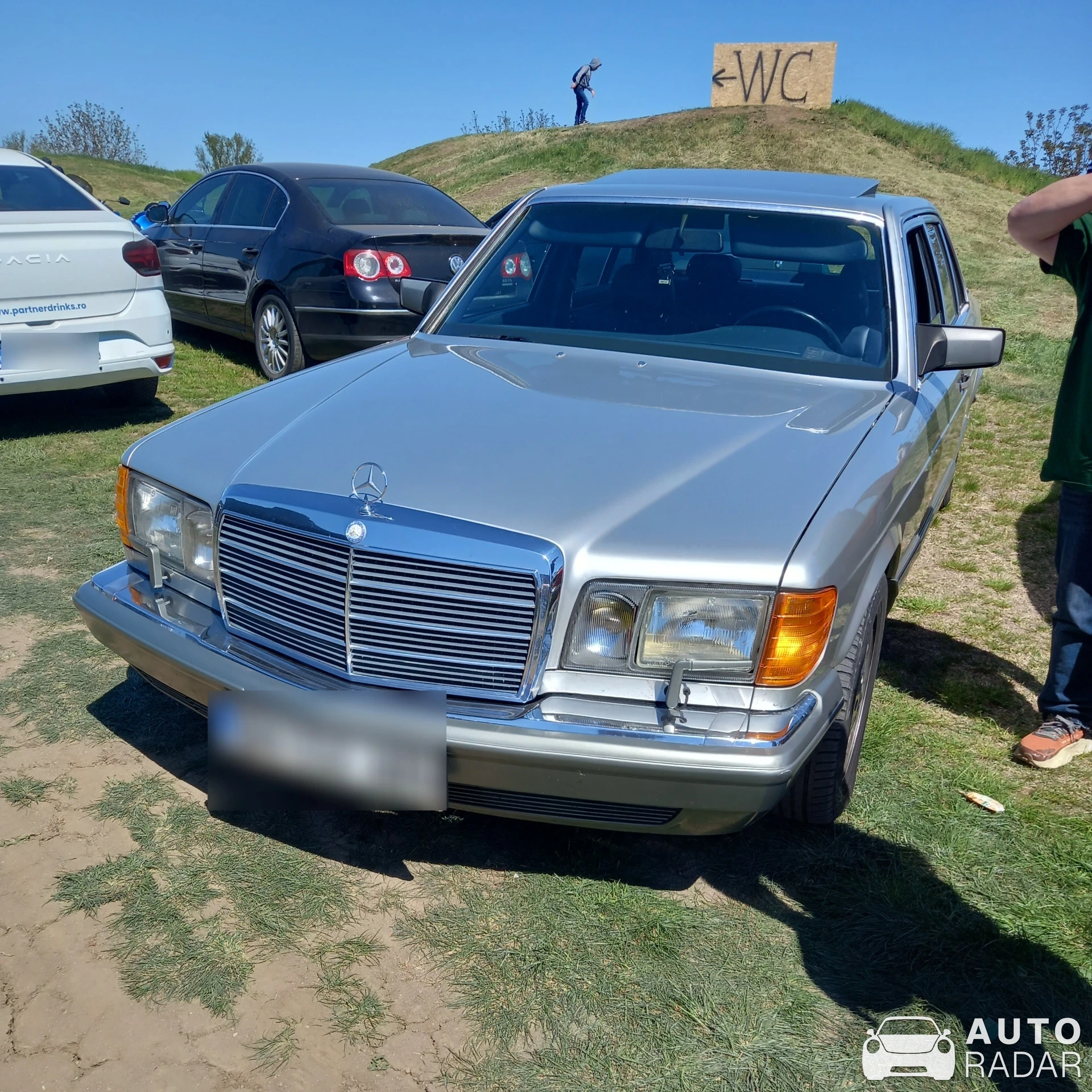 Mercedes-Benz 420 SEL spotted in Biharia