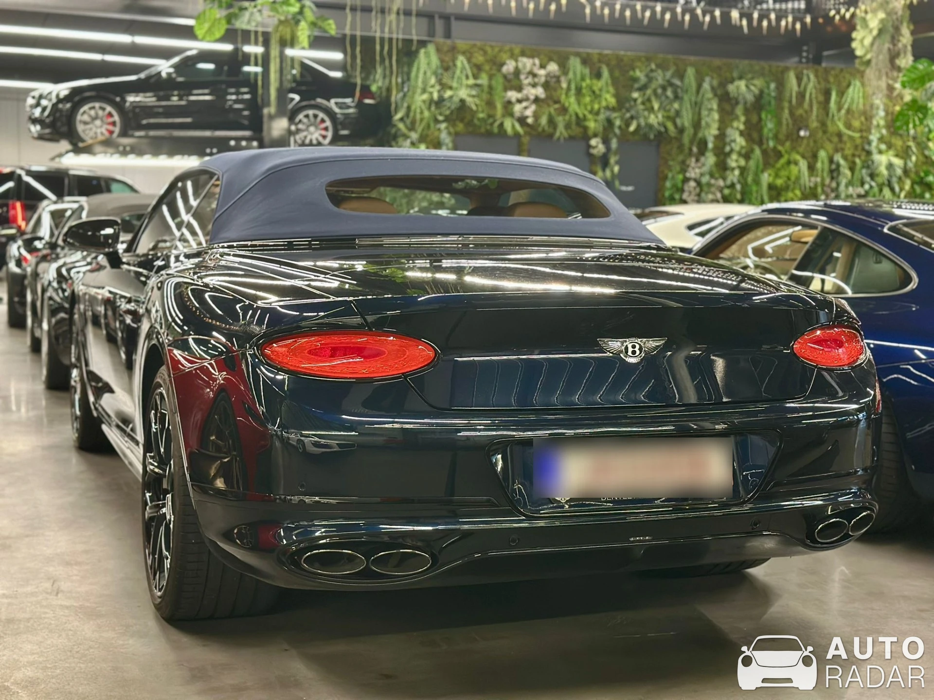 Bentley Continental GTC 2019 spotted in Oud Gastel