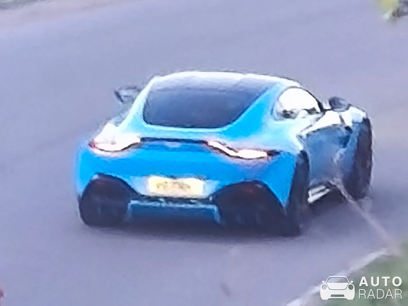 Aston Martin V8 spotted in St Albans