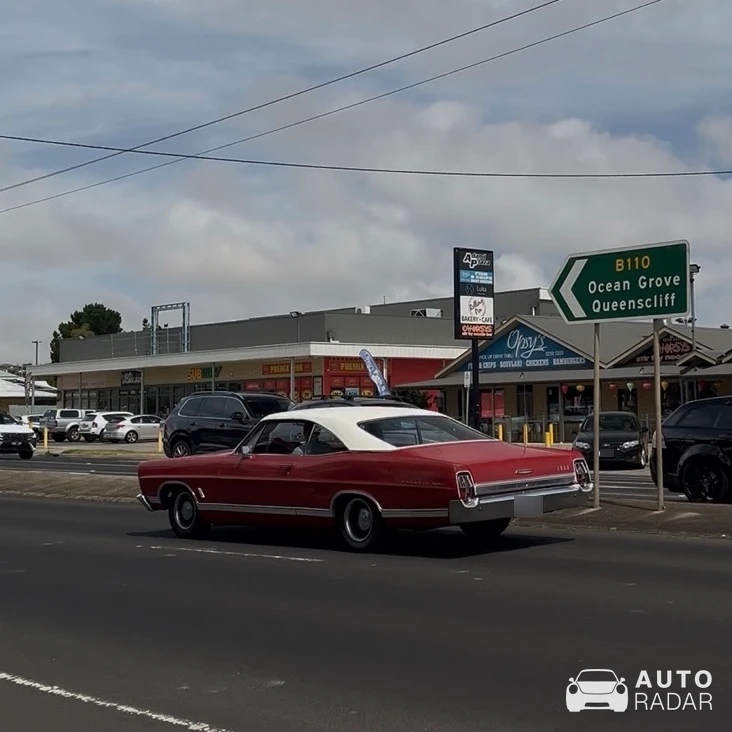 Ford Galaxie 500 spotted in Leopold