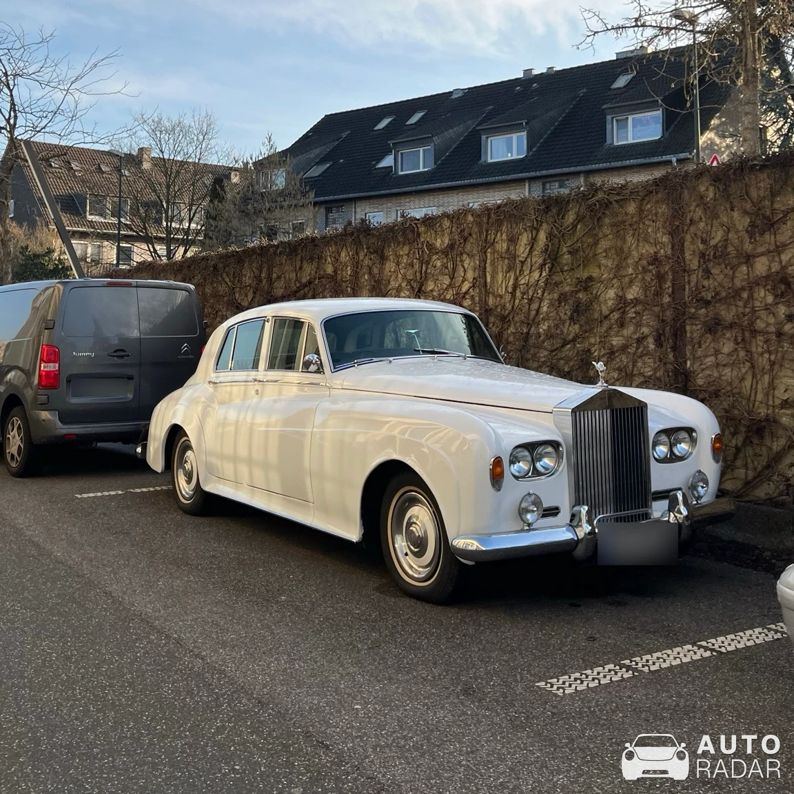 Rolls-Royce Silver Cloud II spotted in Düsseldorf
