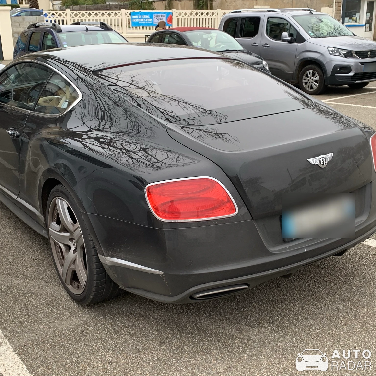 Bentley Continental GT 2012 spotted in Colombes, France