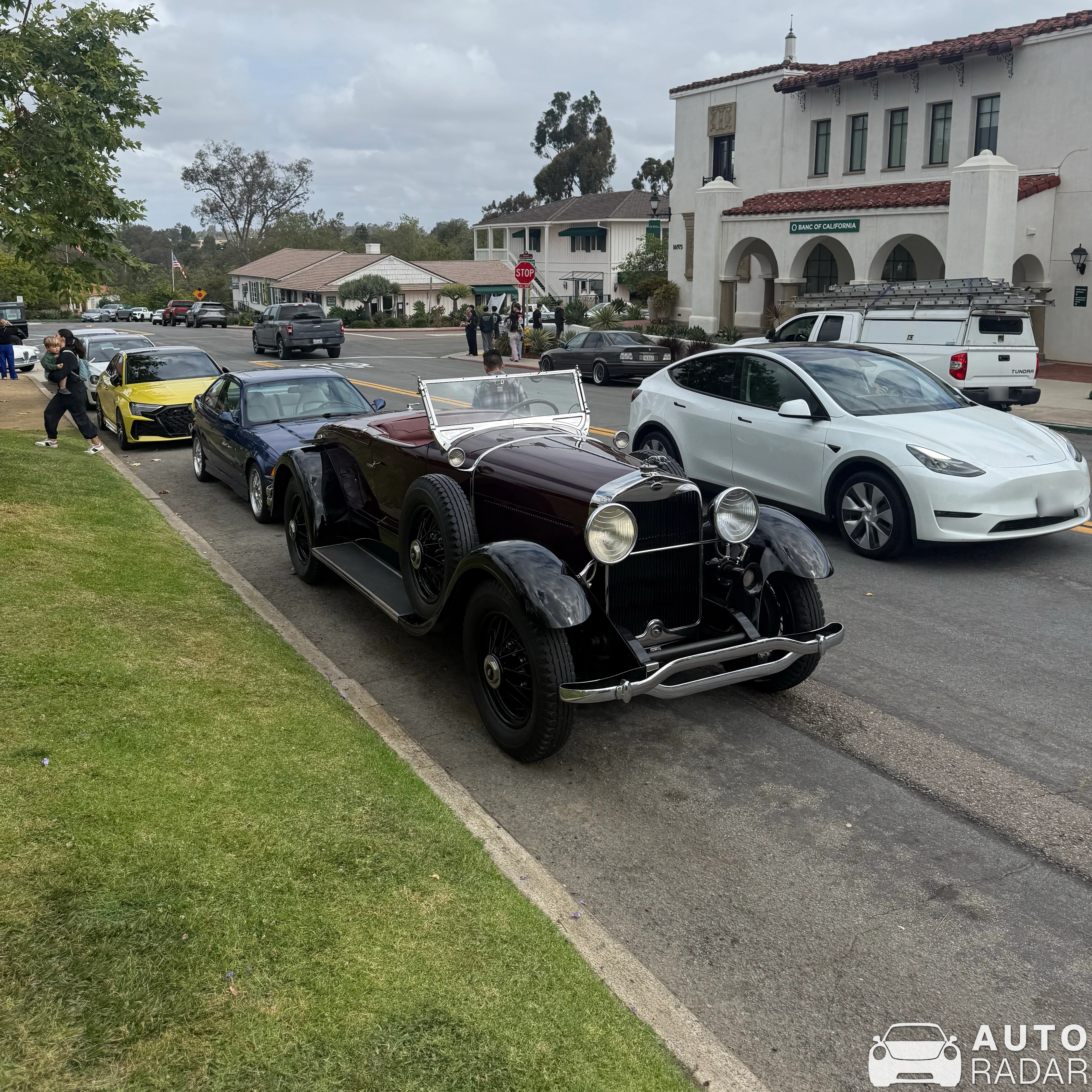 Lincoln Model L spotted in Rancho Santa Fe