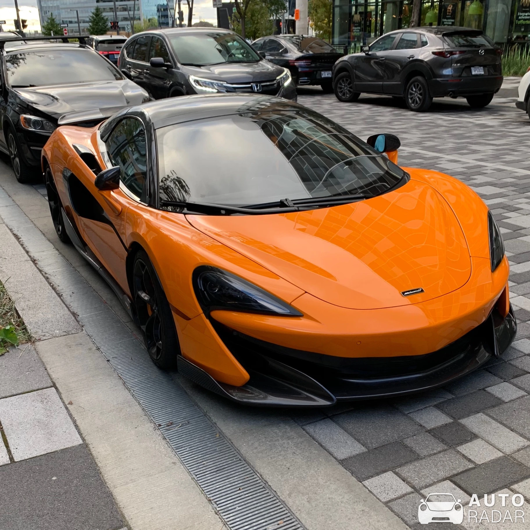 McLaren 600LT spotted in Brossard, Canada