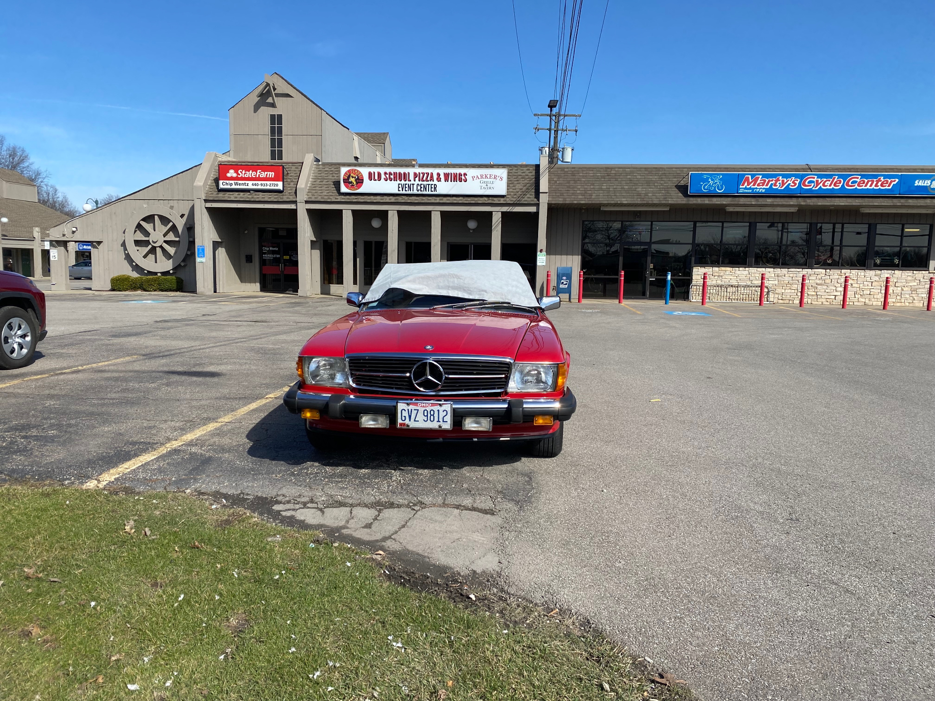 Mercedes-Benz 560 SL