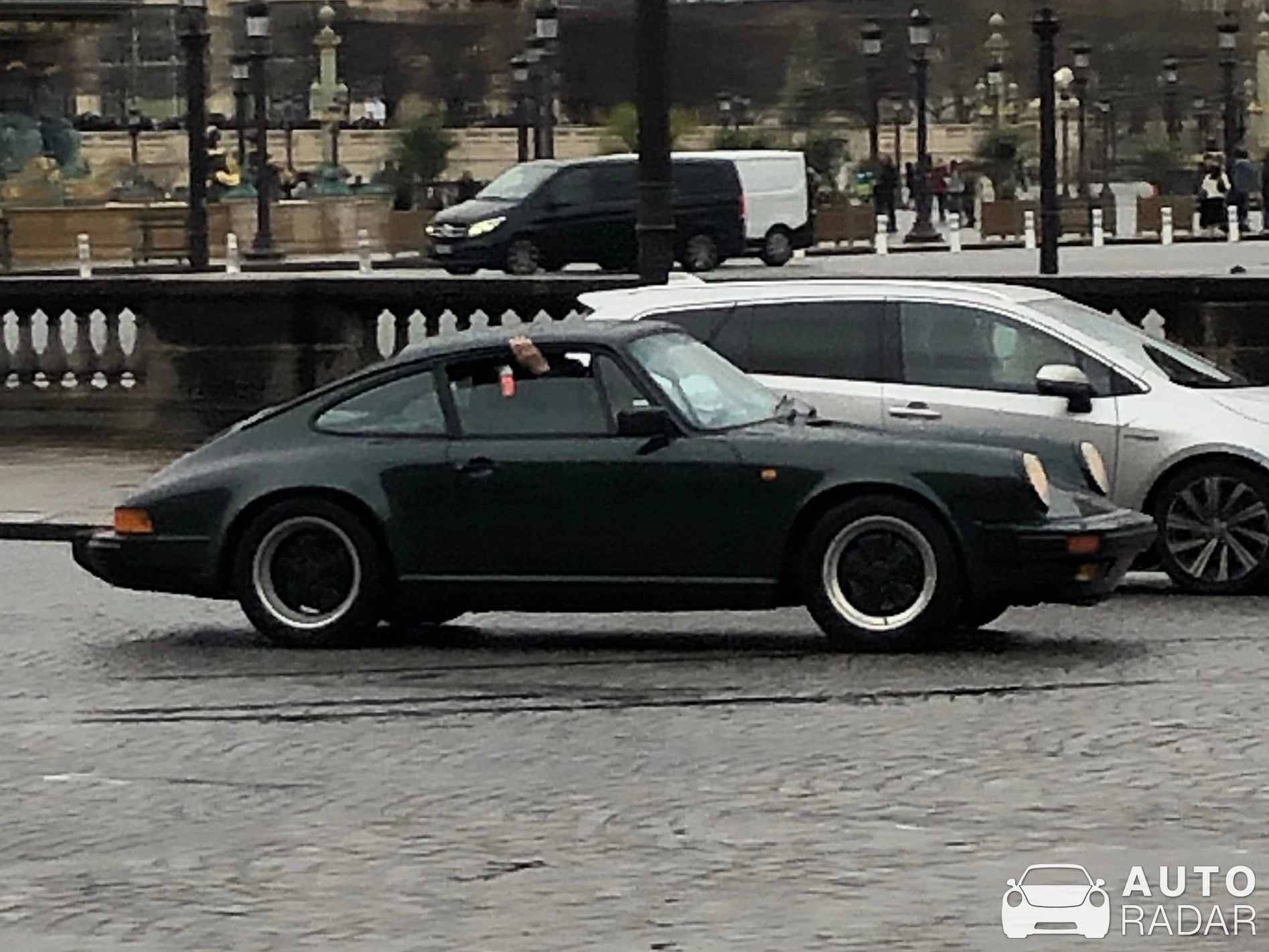 Porsche 911 Carrera 3.0 spotted in Paris, France