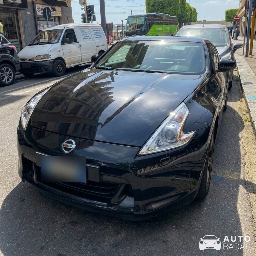 Nissan 370Z spotted in Messina