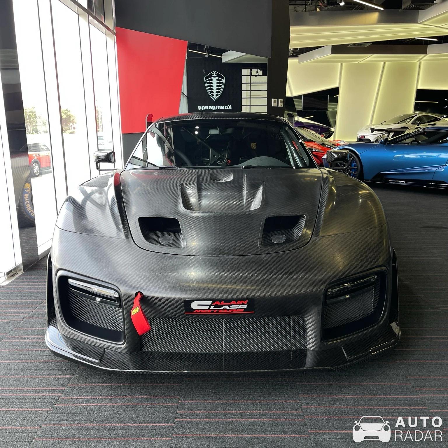 Porsche 991 GT2 RS 935 spotted in Dubai