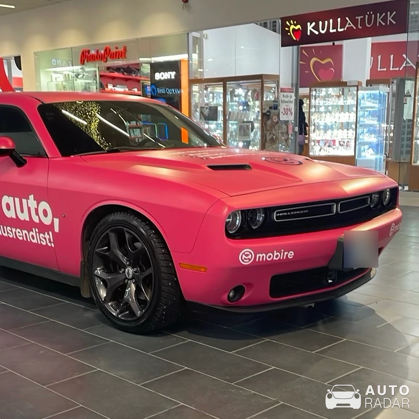 Dodge Challenger R/T spotted in Tallinn, Эстония