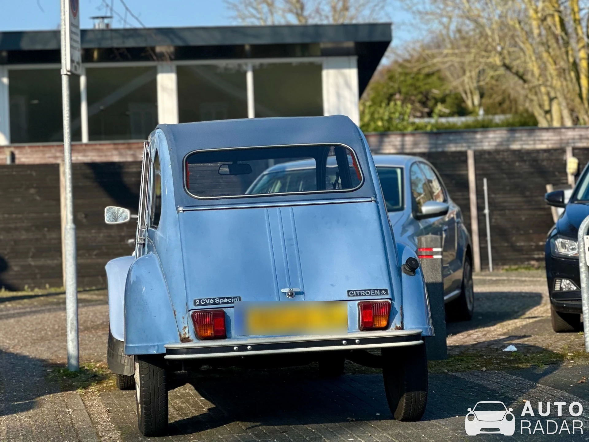 Citroën 2CV6 Special spotted in Bennebroek
