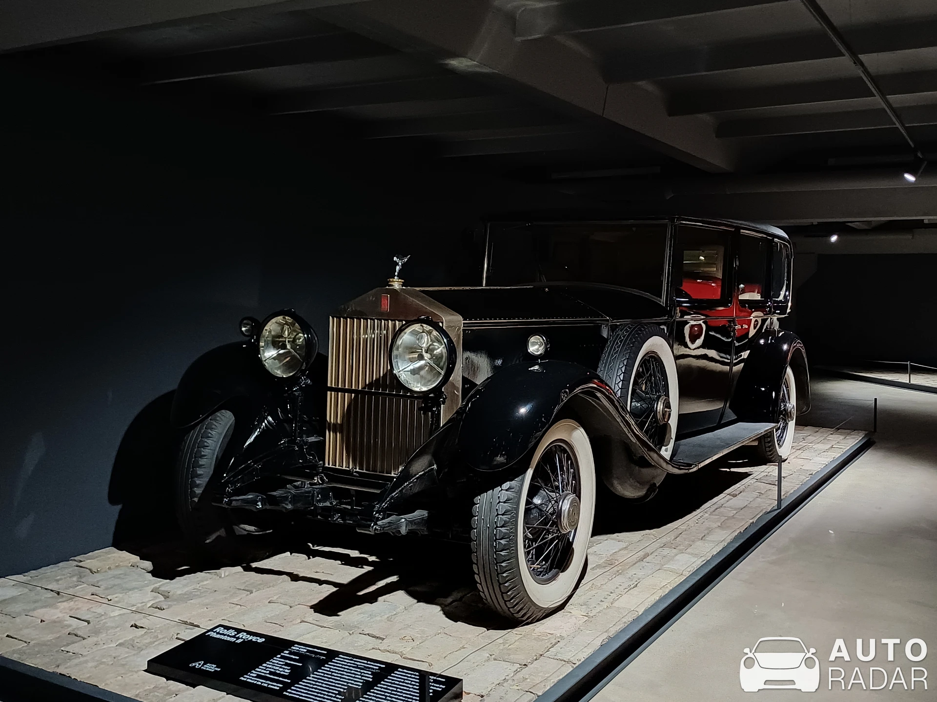 Rolls-Royce Phantom II spotted in Vilnius