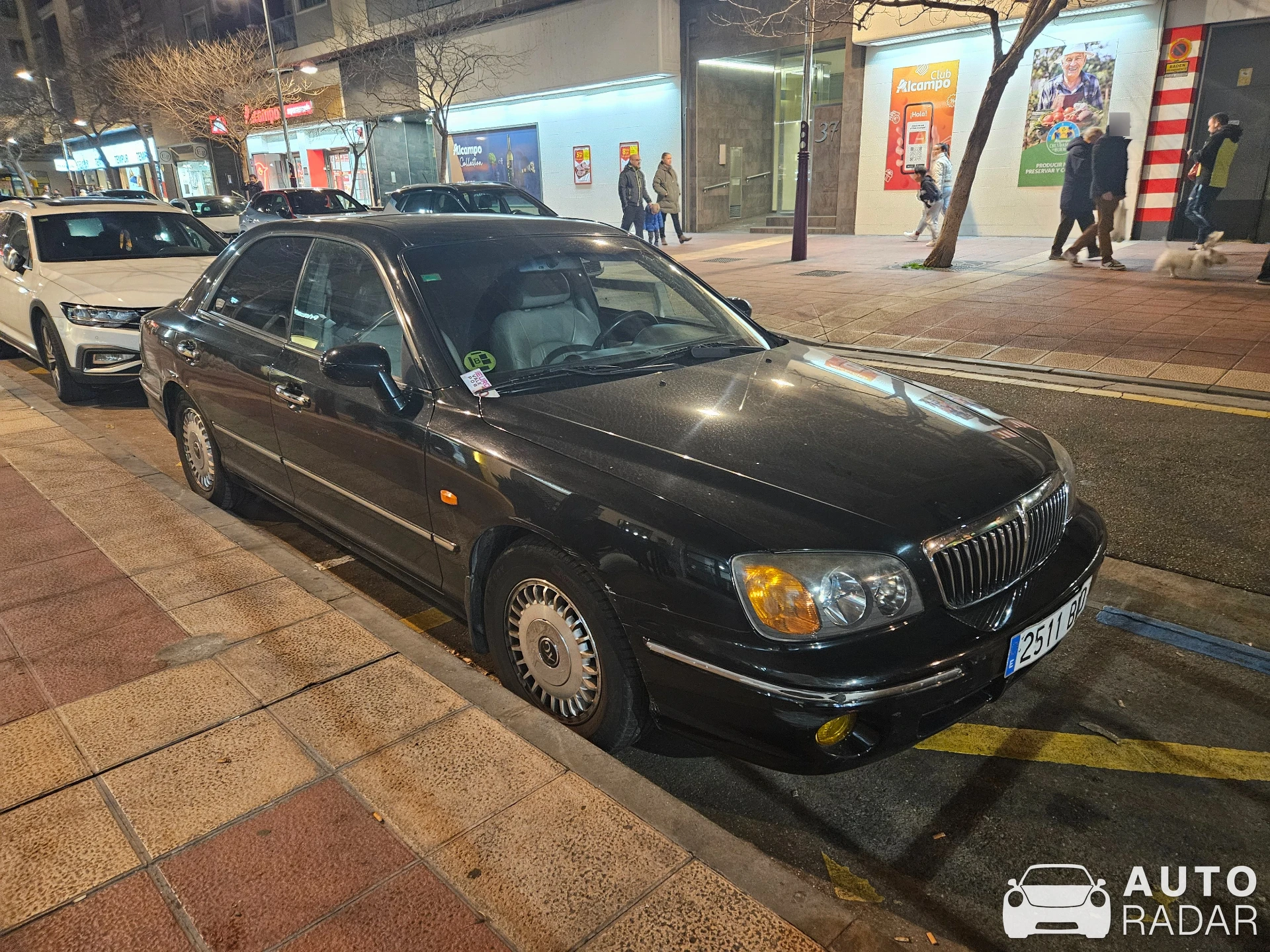 Hyundai XG 30 spotted in Zaragoza