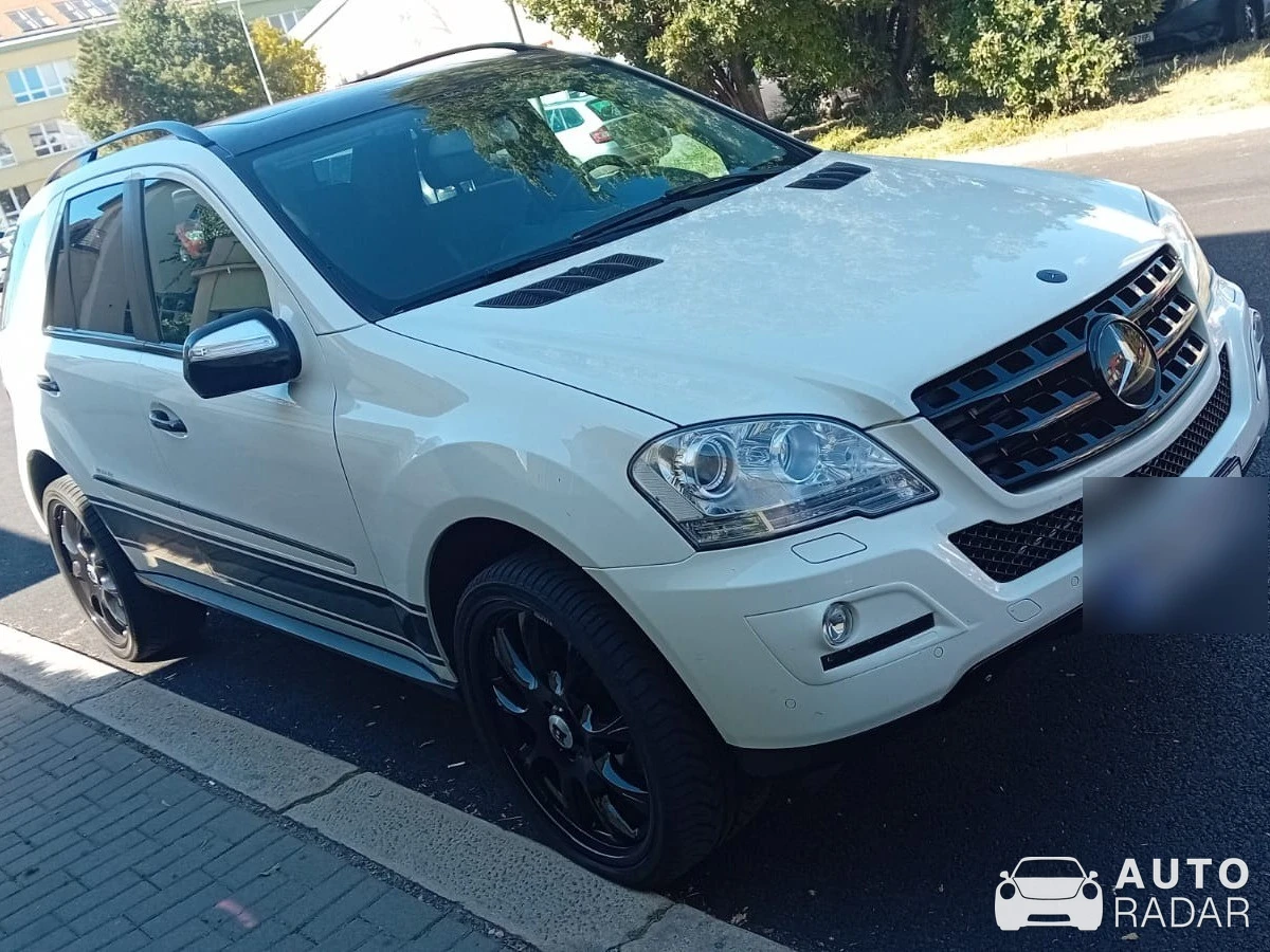 Mercedes-Benz ML 63 AMG W164 spotted in Okres Znojmo, Czechia