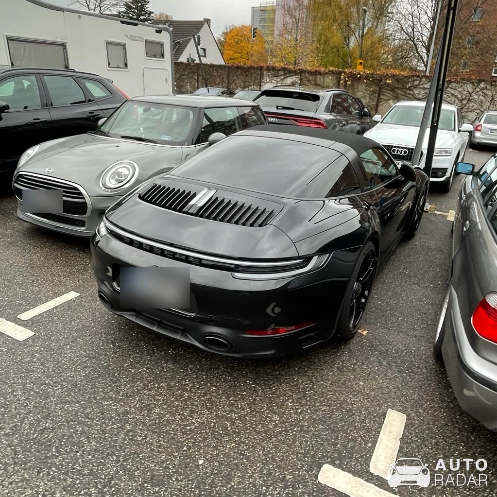 Porsche 992 Targa GTS MkII spotted in Düsseldorf