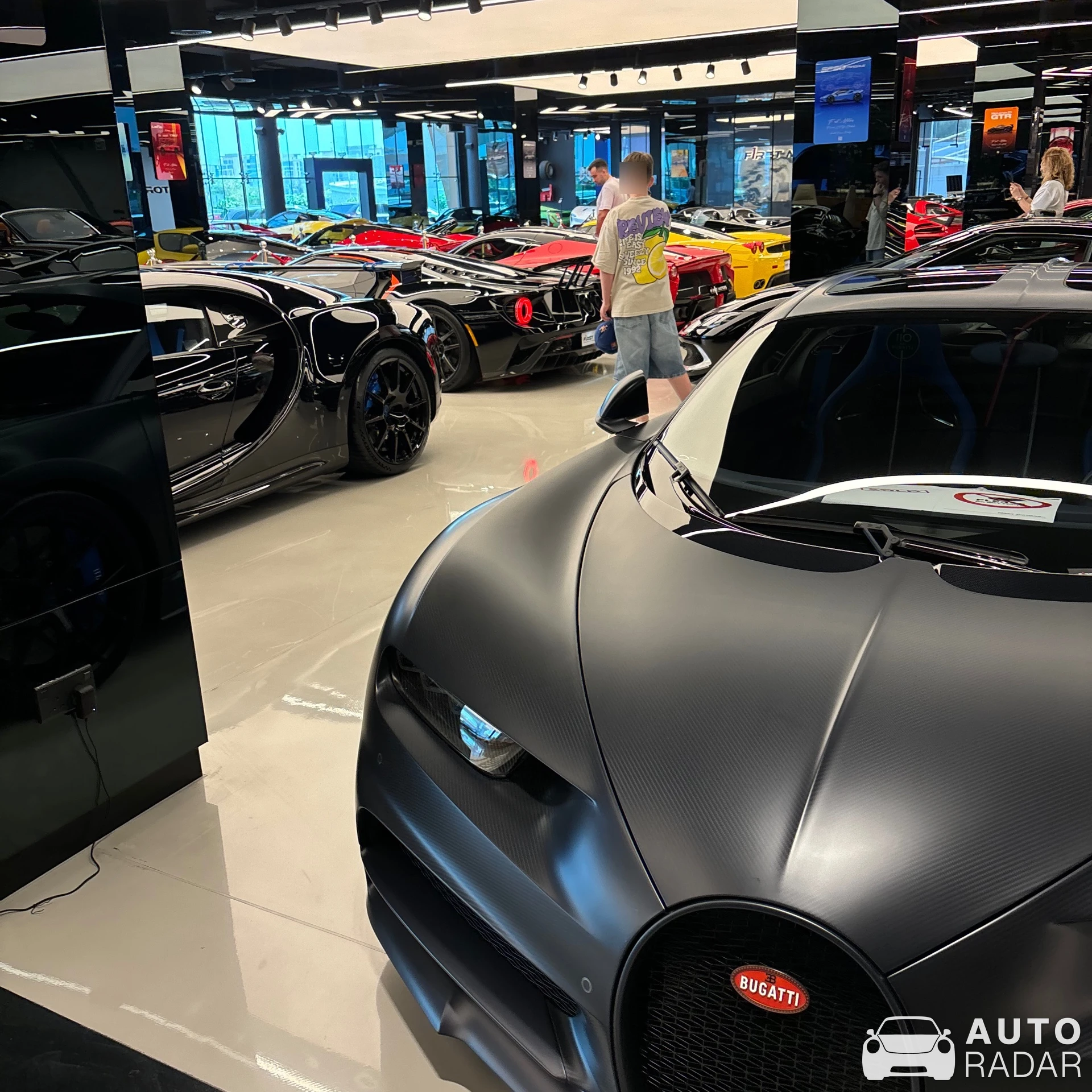 Bugatti Chiron Sport 110 Ans spotted in Dubai, Vereinigte Arabische Emirate