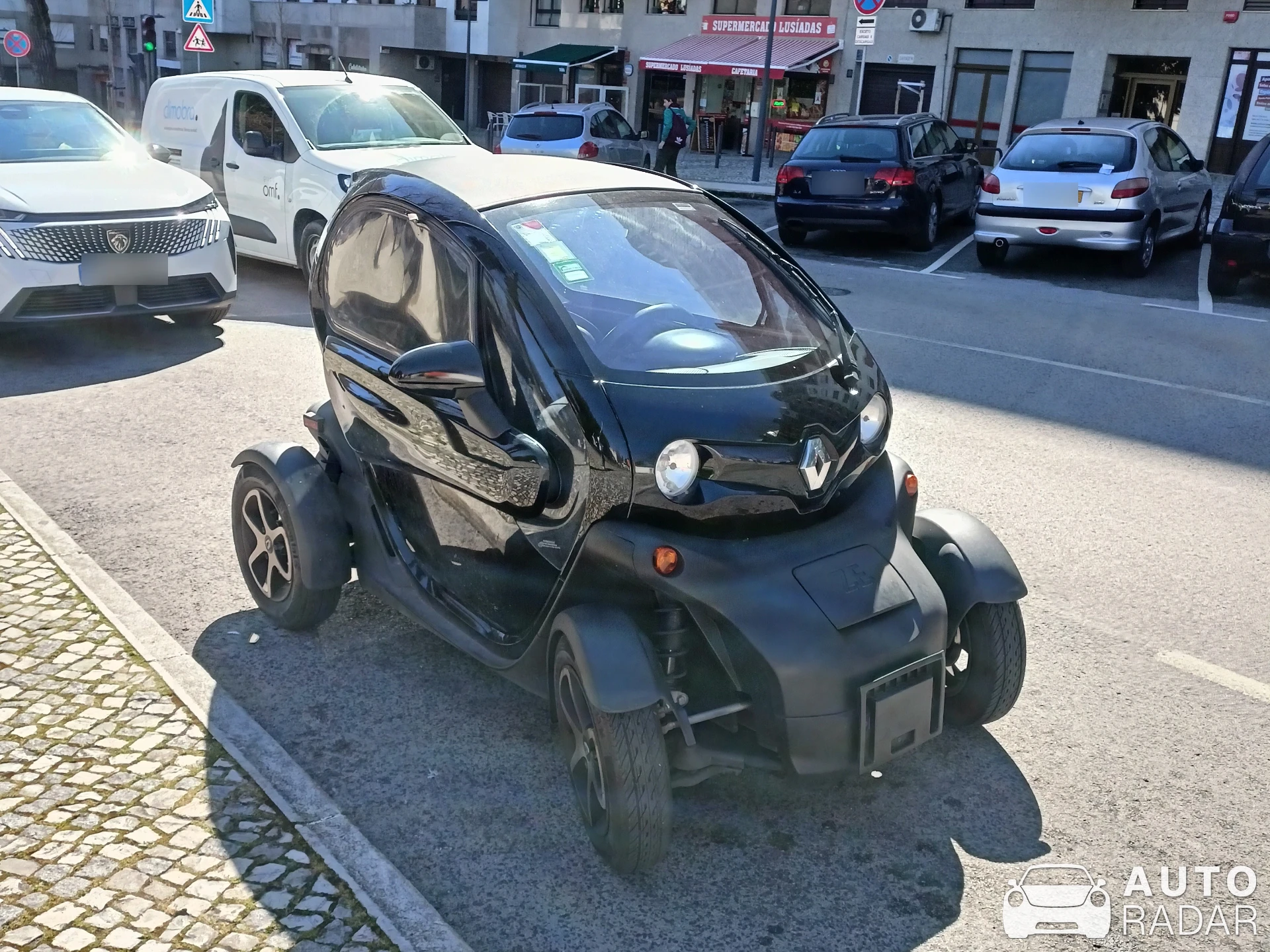 Renault Twizy spotted in Lisboa