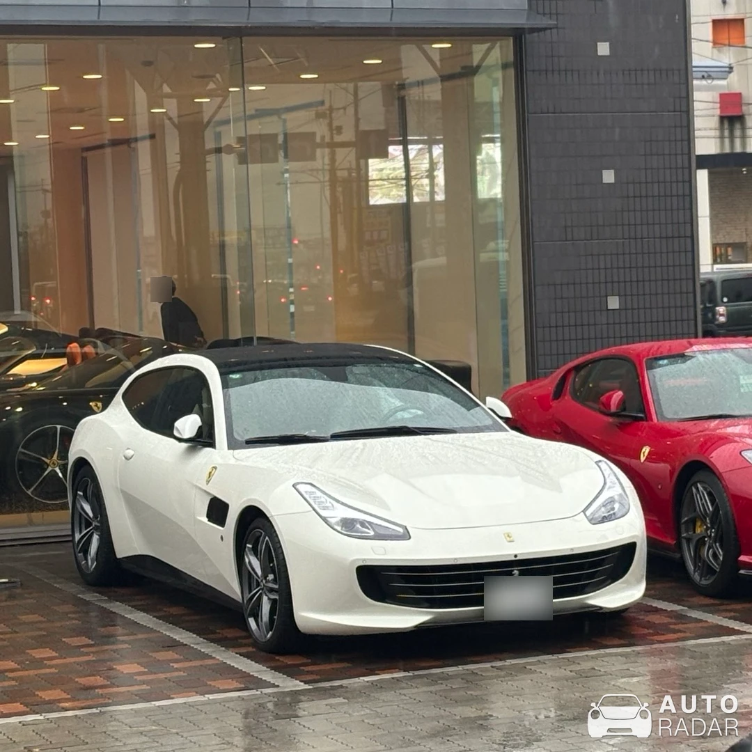 Ferrari GTC4Lusso spotted in Fukuoka