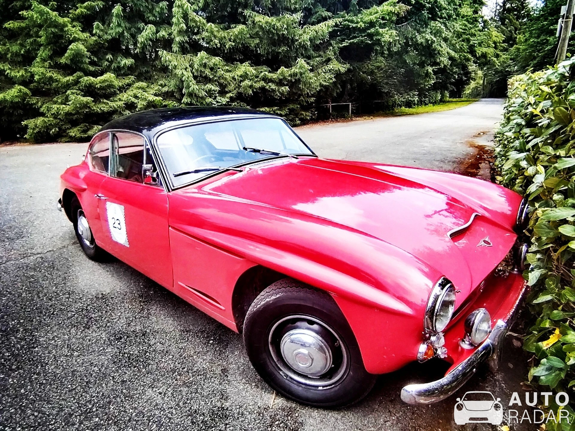 Jensen 541 spotted in Pontinvrea
