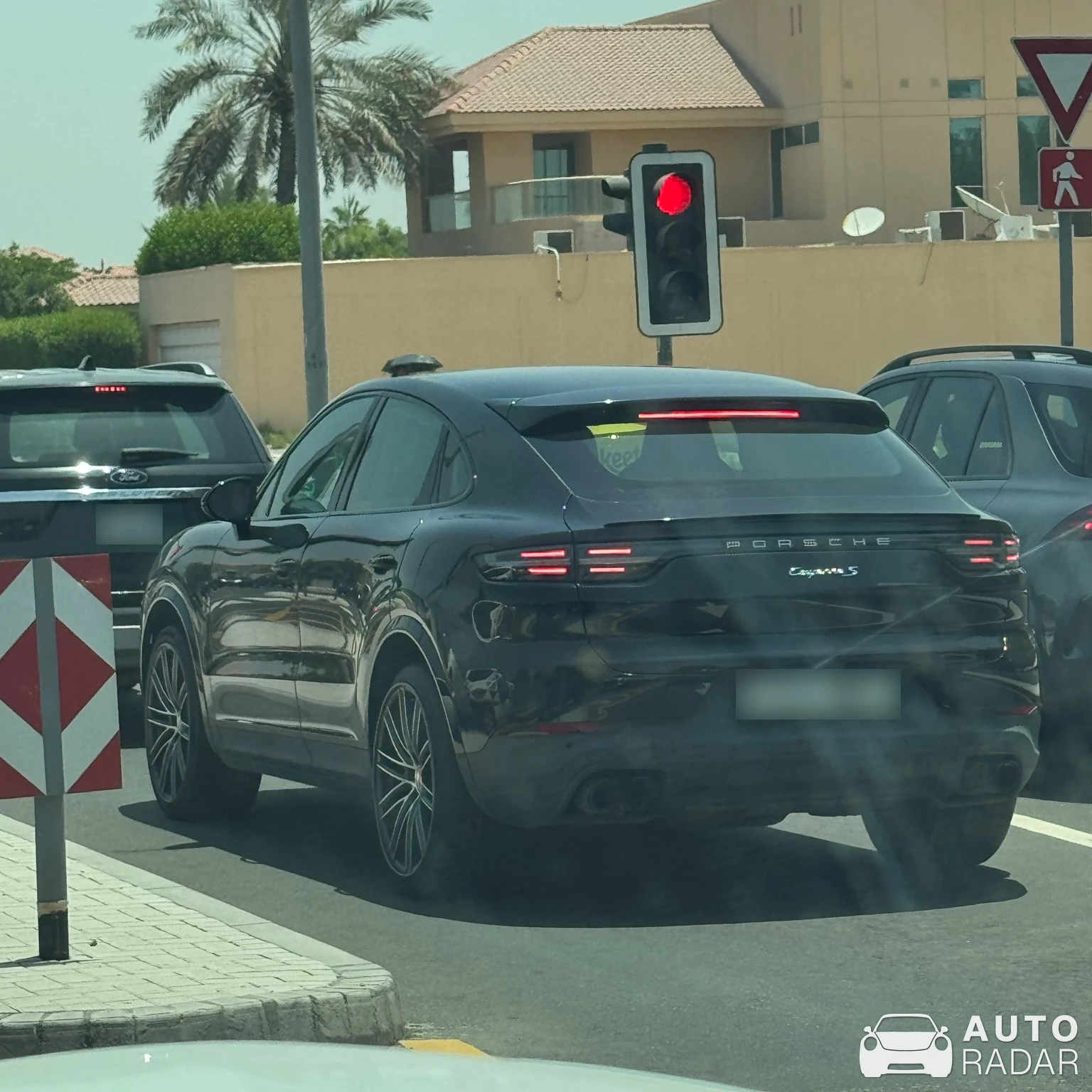 Porsche Cayenne Coupé S spotted in Dubai