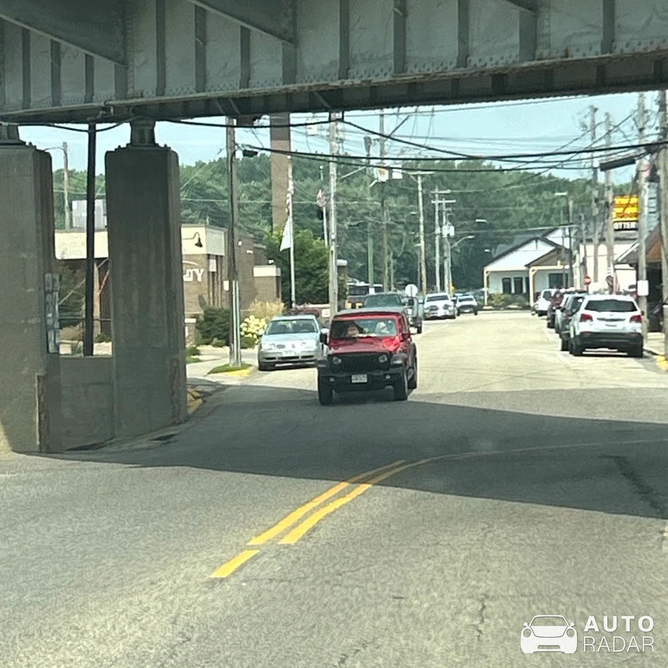Jeep Wrangler spotted in East Dubuque